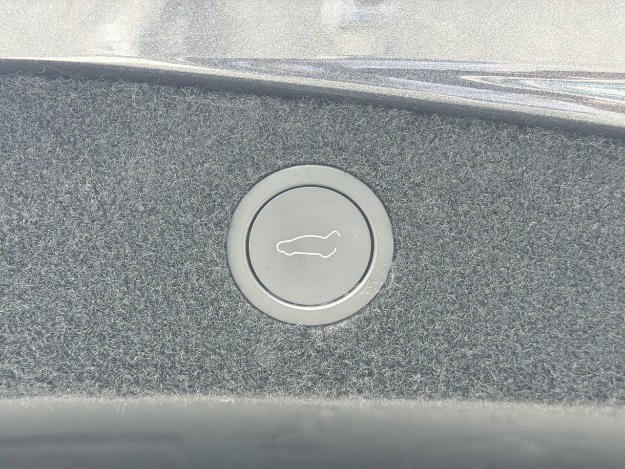 Used 2025 Tesla Model 3 RWD image 9