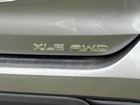 New 2025 Toyota Highlander XLE AWD/4WD image 41
