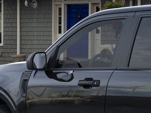 New 2025 Ford Maverick XL image 21