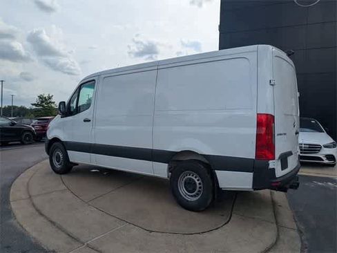 Used 2025 Mercedes-Benz Sprinter 2500 image 5
