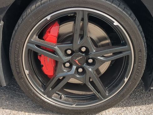 Used 2020 Chevrolet Corvette Stingray Premium Cpe w/ 3LT Preferred Equipment Group image 11