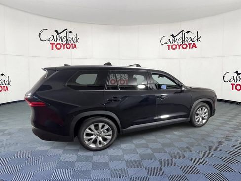 Used 2026 Toyota Grand Highlander AWD Hybrid image 3