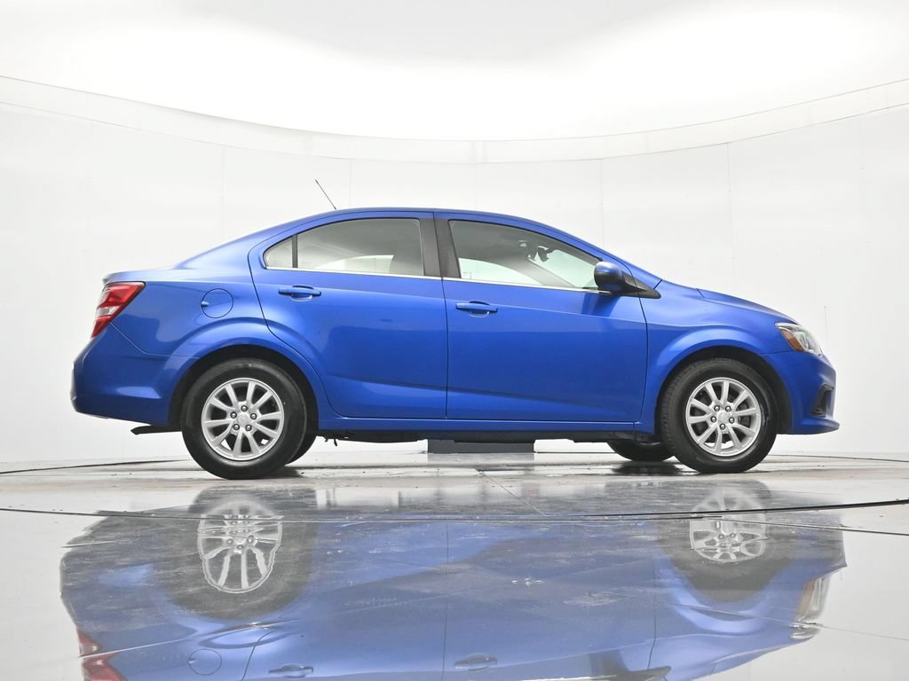 Used 2018 Chevrolet Sonic LT FWD image 38