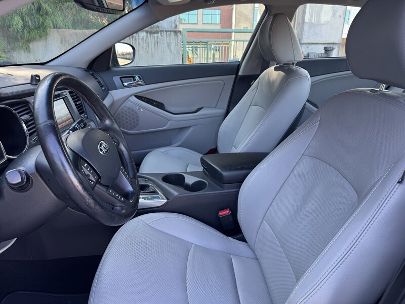 Used 2013 Kia Optima EX w/ Premium Pkg FWD image 12