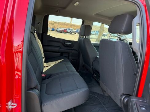 Used 2021 Chevrolet Silverado 1500 Custom w/ Safety Confidence Package image 15