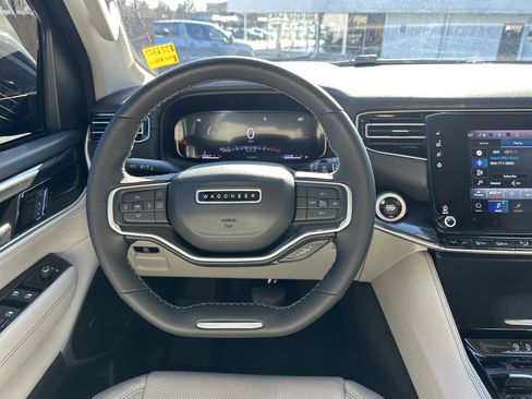 Used 2022 Jeep Wagoneer Series I w/ Premium Group I image 18