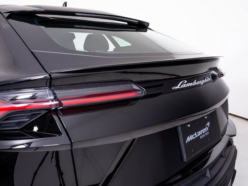 Used 2024 Lamborghini Urus S image 9
