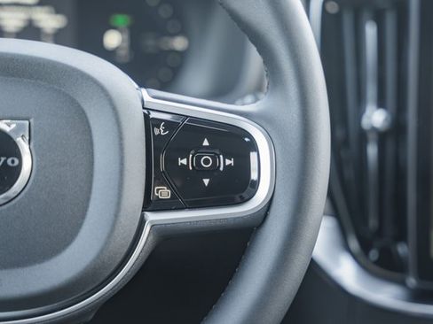 New 2026 Volvo XC90 T8 Plus image 28