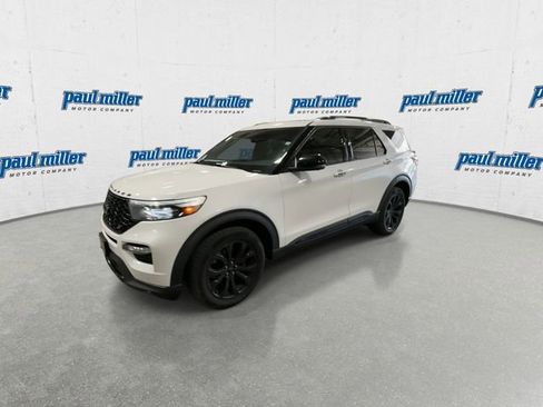Used 2020 Ford Explorer ST w/ Premium Technology Package AWD/4WD image 5