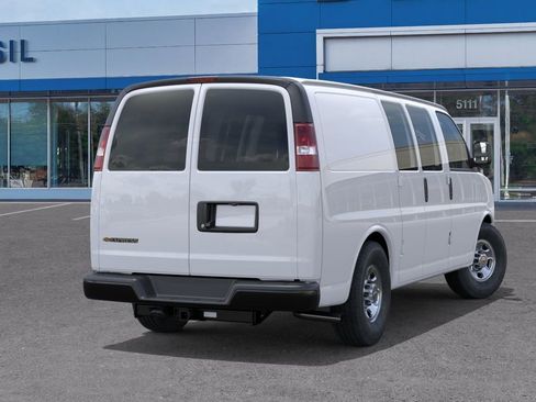 New 2026 Chevrolet Express 2500 w/ Driver Convenience Package RWD image 4