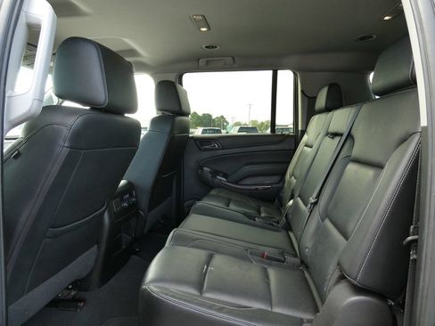 Used 2019 GMC Yukon XL SLT AWD/4WD image 20