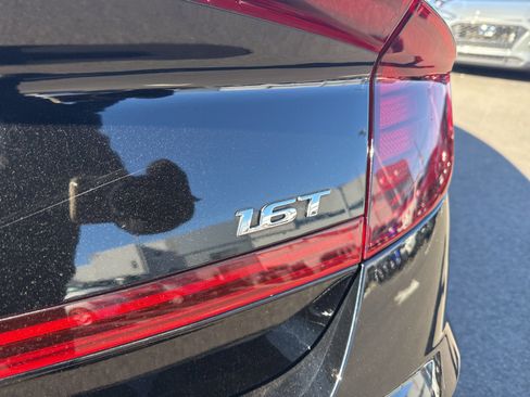 Used 2023 Hyundai Sonata SEL Plus w/ Preferred Accessory Package image 8