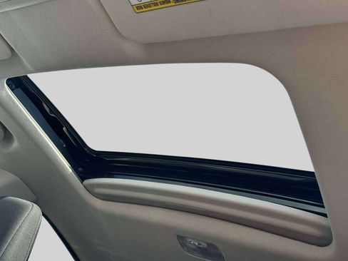 Certified 2022 Honda HR-V EX image 16