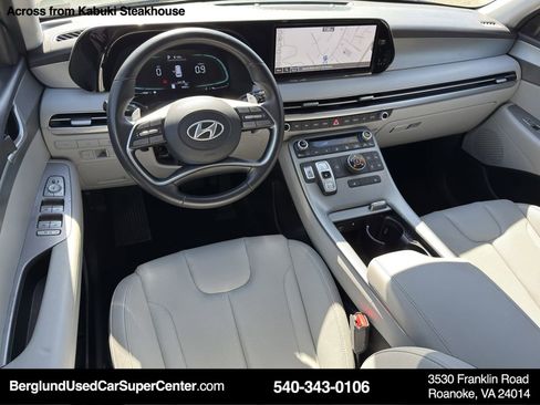 Used 2024 Hyundai Palisade SEL image 15