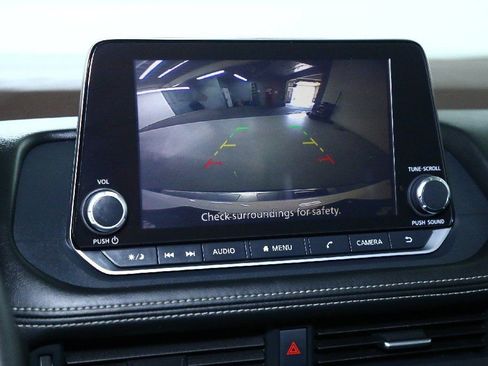 Certified 2023 Nissan Rogue SV image 31