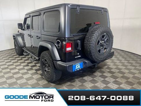 Used 2018 Jeep Wrangler Unlimited Sport AWD/4WD image 5