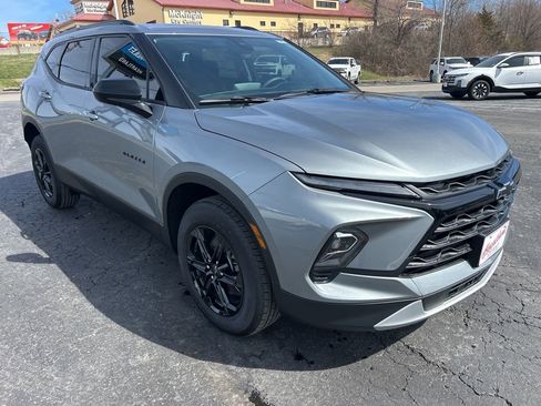 New 2026 Chevrolet Blazer LT w/ Midnight/Sport Edition image 3