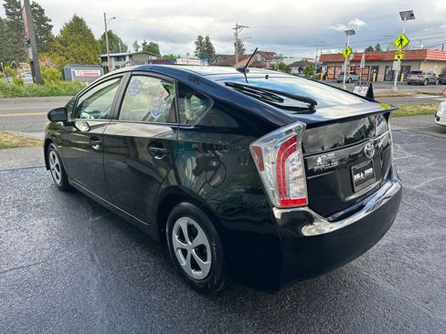 Used 2012 Toyota Prius Three FWD image 8