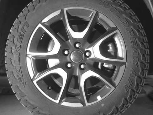 Used 2025 Jeep Compass Trailhawk AWD/4WD image 16