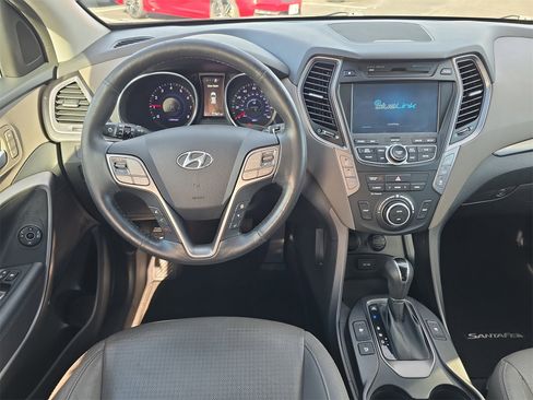 Used 2014 Hyundai Santa Fe Limited w/ Ultimate Package 07 image 10