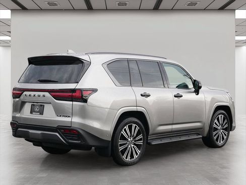 Certified 2025 Lexus LX 700h Luxury w/ Appearance Package AWD/4WD image 6