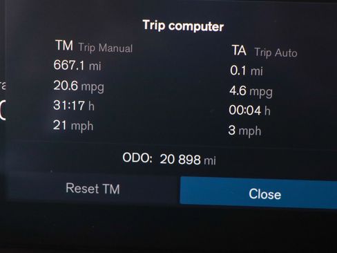 Used 2025 Volvo XC90 B6 Plus AWD/4WD image 16
