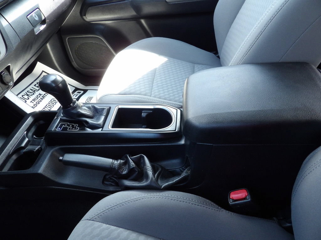 Used 2020 Toyota Tacoma SR RWD image 25
