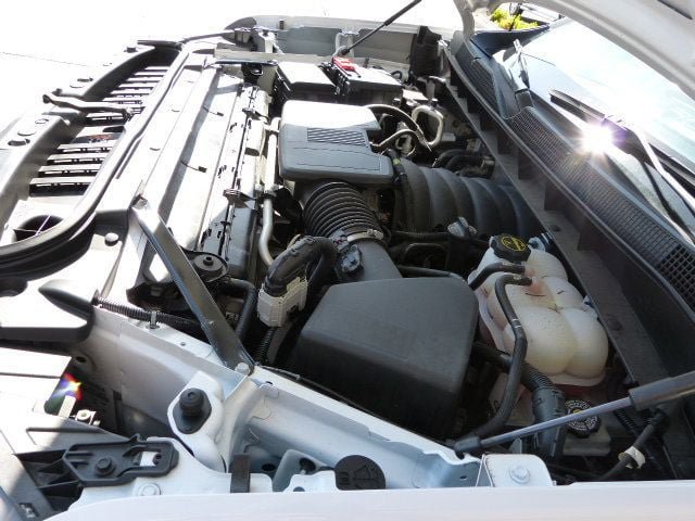 Used 2025 Chevrolet Silverado 1500 W/T RWD image 10