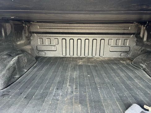 Used 2019 Ford F150 XLT image 11