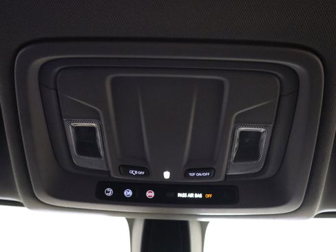 Used 2021 Chevrolet Silverado 1500 Custom image 28