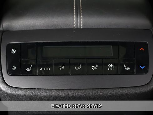 Used 2023 Nissan Pathfinder SL w/ SL Premium Package AWD/4WD image 10