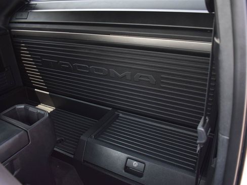 Used 2025 Toyota Tacoma SR RWD image 18