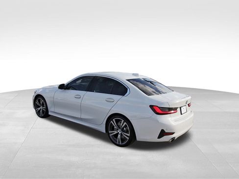 Used 2022 BMW 330i Sedan w/ Driving Assistance Package image 3