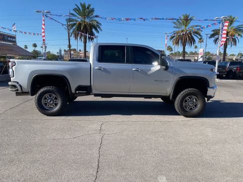 Used 2020 Chevrolet Silverado 2500 LT w/ All Star Edition AWD/4WD image 4