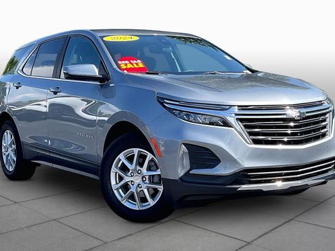 Used 2024 Chevrolet Equinox LT FWD image 3