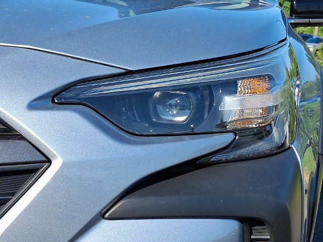 Used 2023 Subaru Outback Premium AWD/4WD image 10