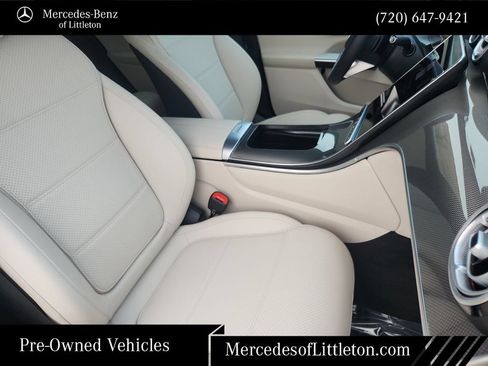 Used 2026 Mercedes-Benz GLC 300 4MATIC image 13