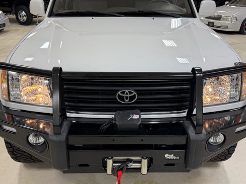 Used 2000 Toyota Land Cruiser image 4