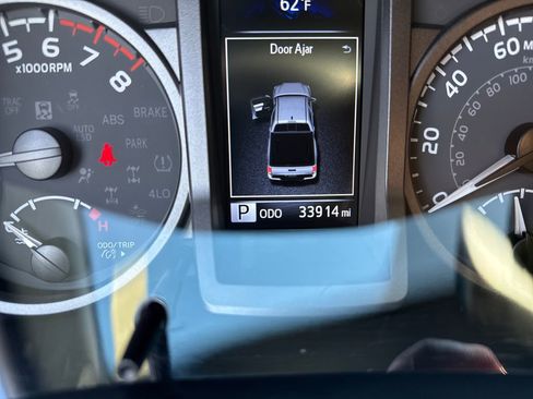 Used 2022 Toyota Tacoma TRD Sport image 20