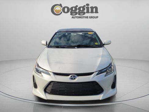 Used 2015 Scion tC FWD image 11