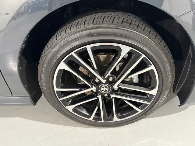 Used 2026 Toyota Camry XLE AWD/4WD image 14