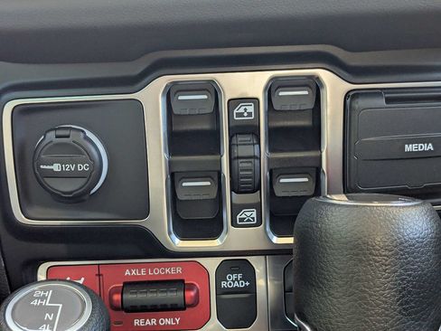 New 2026 Jeep Gladiator Mojave AWD/4WD image 22