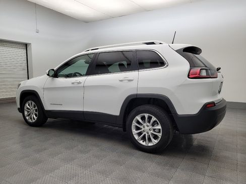 Used 2019 Jeep Cherokee Latitude w/ Popular Appearance Group image 3