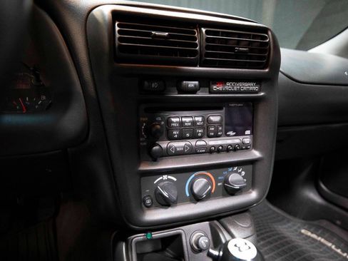 Used 2002 Chevrolet Camaro Z28 w/ Preferred Equipment Group 2 image 40