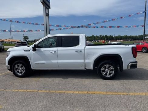 Used 2025 GMC Sierra 1500 SLT AWD/4WD image 16