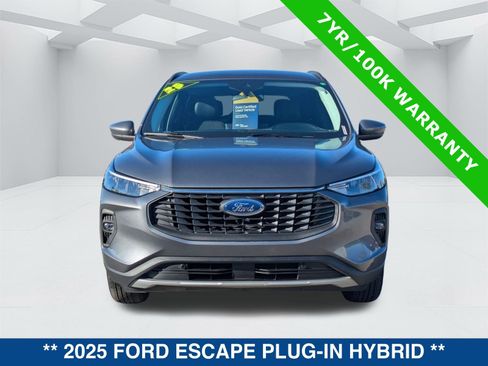 Certified 2025 Ford Escape PHEV image 8