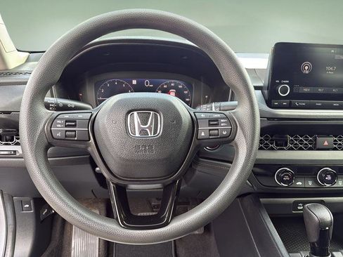 Used 2023 Honda Accord LX image 18