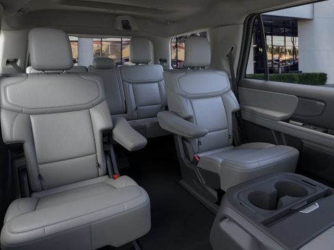 New 2026 Ford Expedition Active RWD image 11