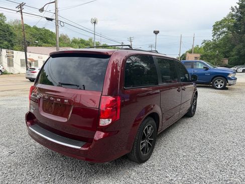Used 2017 Dodge Grand Caravan GT FWD image 8