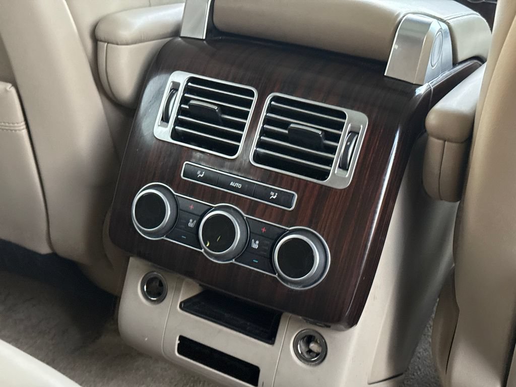 Used 2016 Land Rover Range Rover Supercharged AWD/4WD image 33